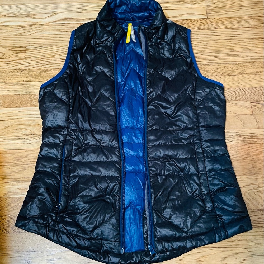 Lole packable down vest. Gently used. Size S.
